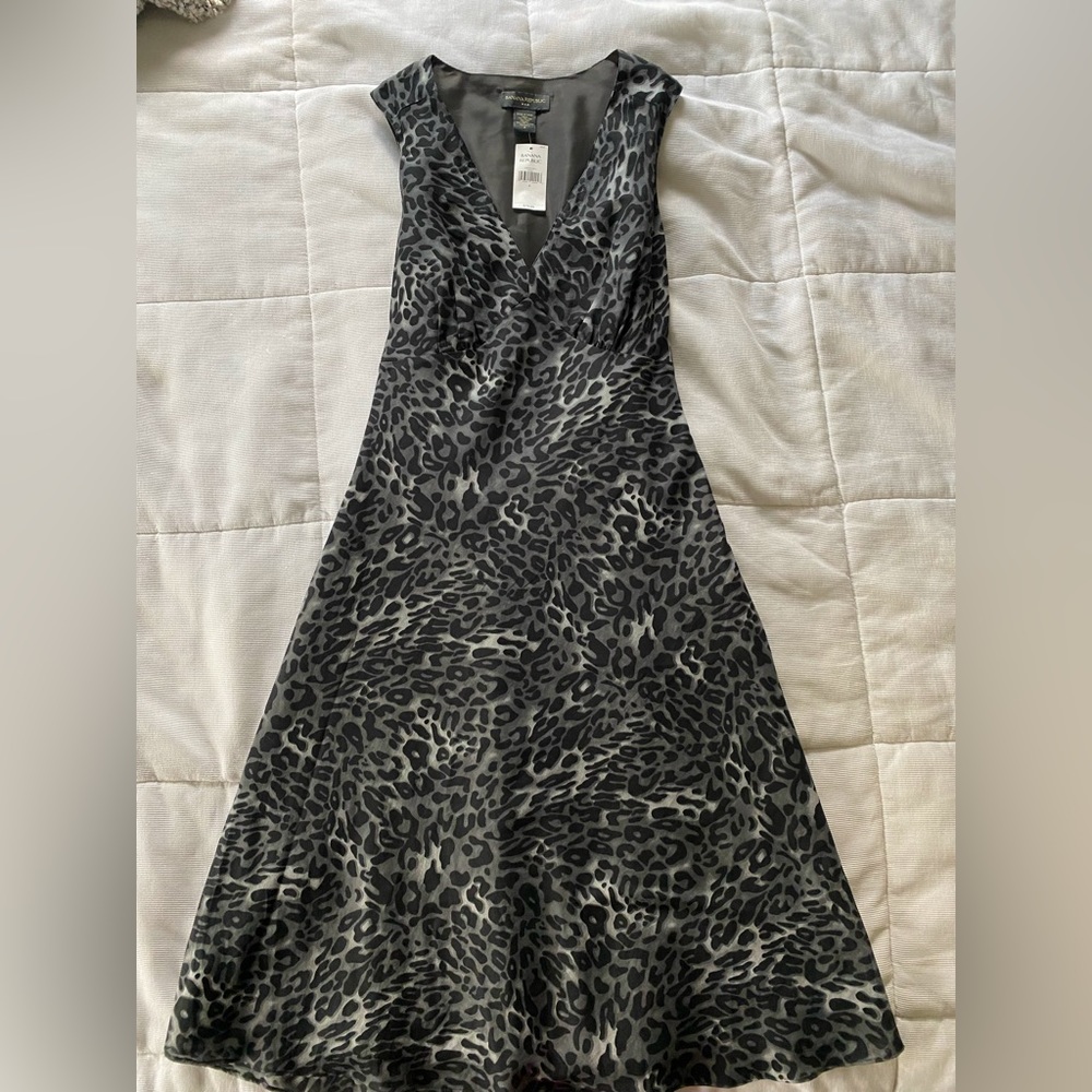 Banana Republic NWT maxi Dress